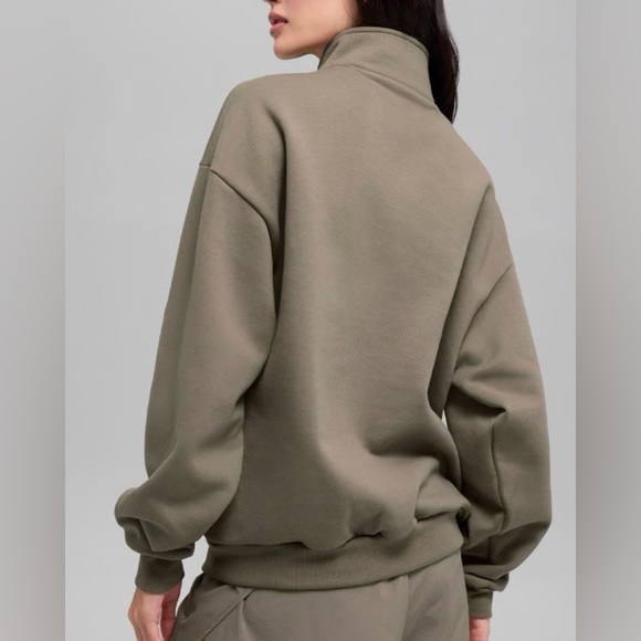 Alo Accolade 1/4 Zip Pullover | color: light cocoa | size: XS - Picture 2 of 7